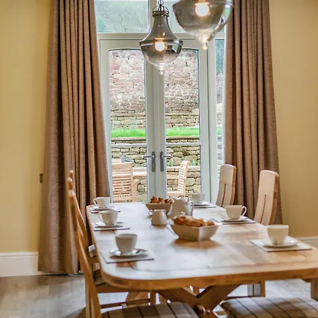 Meadow View-uk36729 * Armathwaite